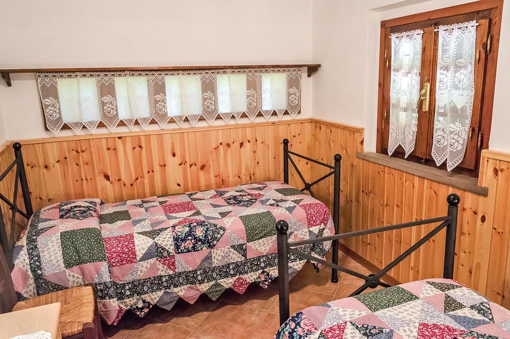 La Casanuova Villa Lajatico Room photo