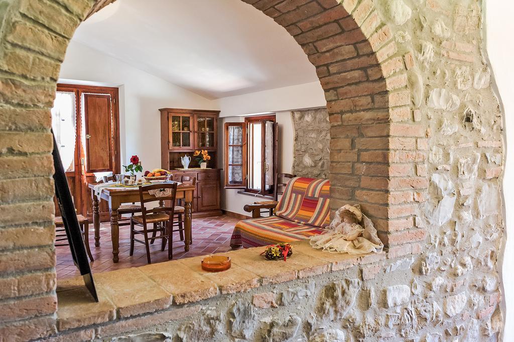 La Casanuova Villa Lajatico Room photo
